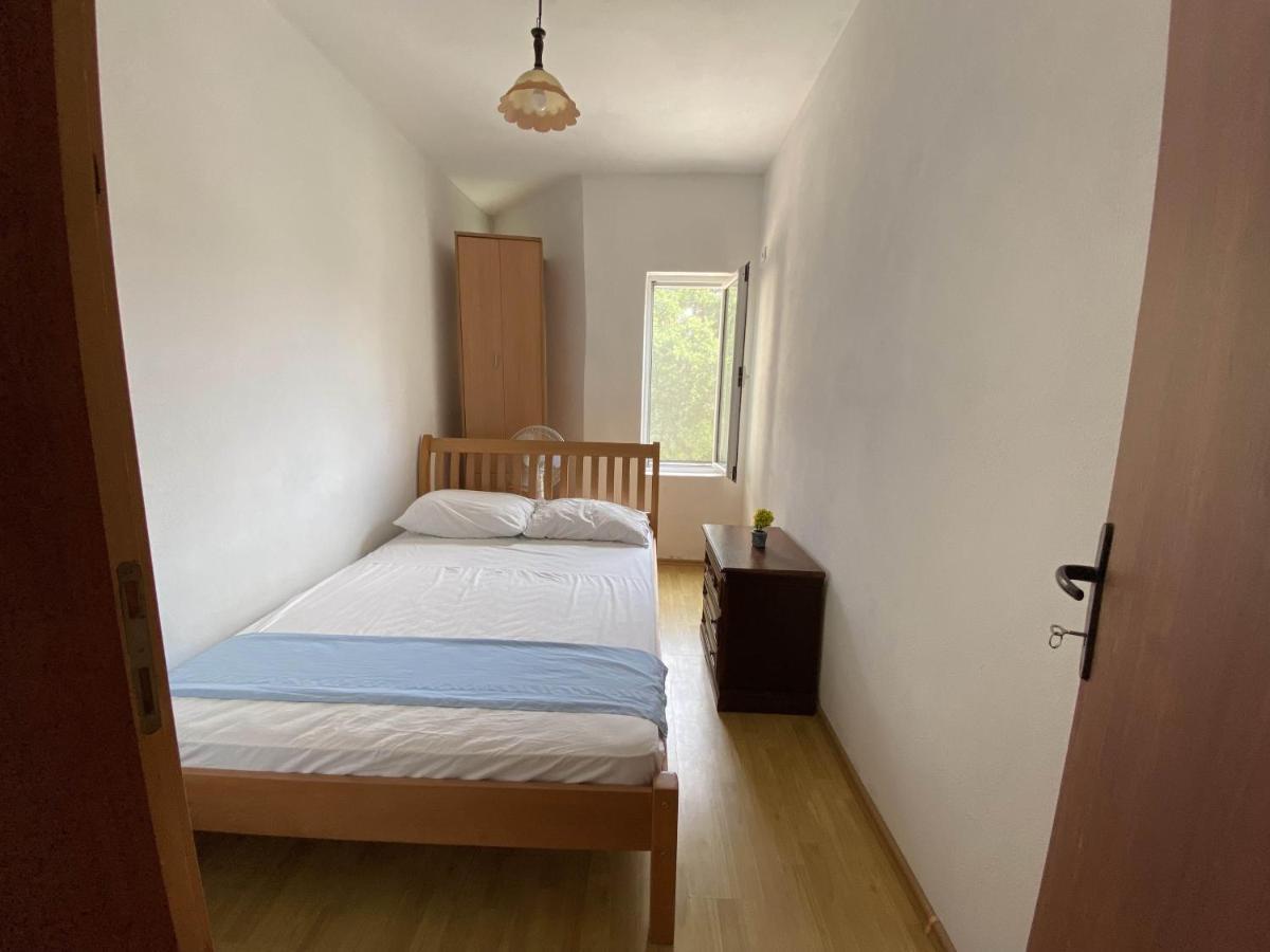 Guest House Koliqi - Hotel & Apartments Ulcinj Esterno foto