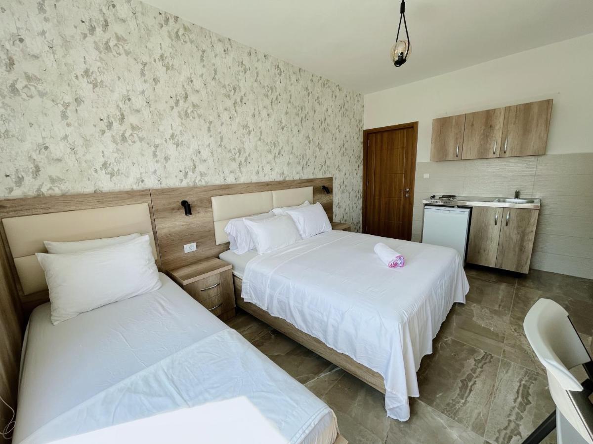 Guest House Koliqi - Hotel & Apartments Ulcinj Esterno foto