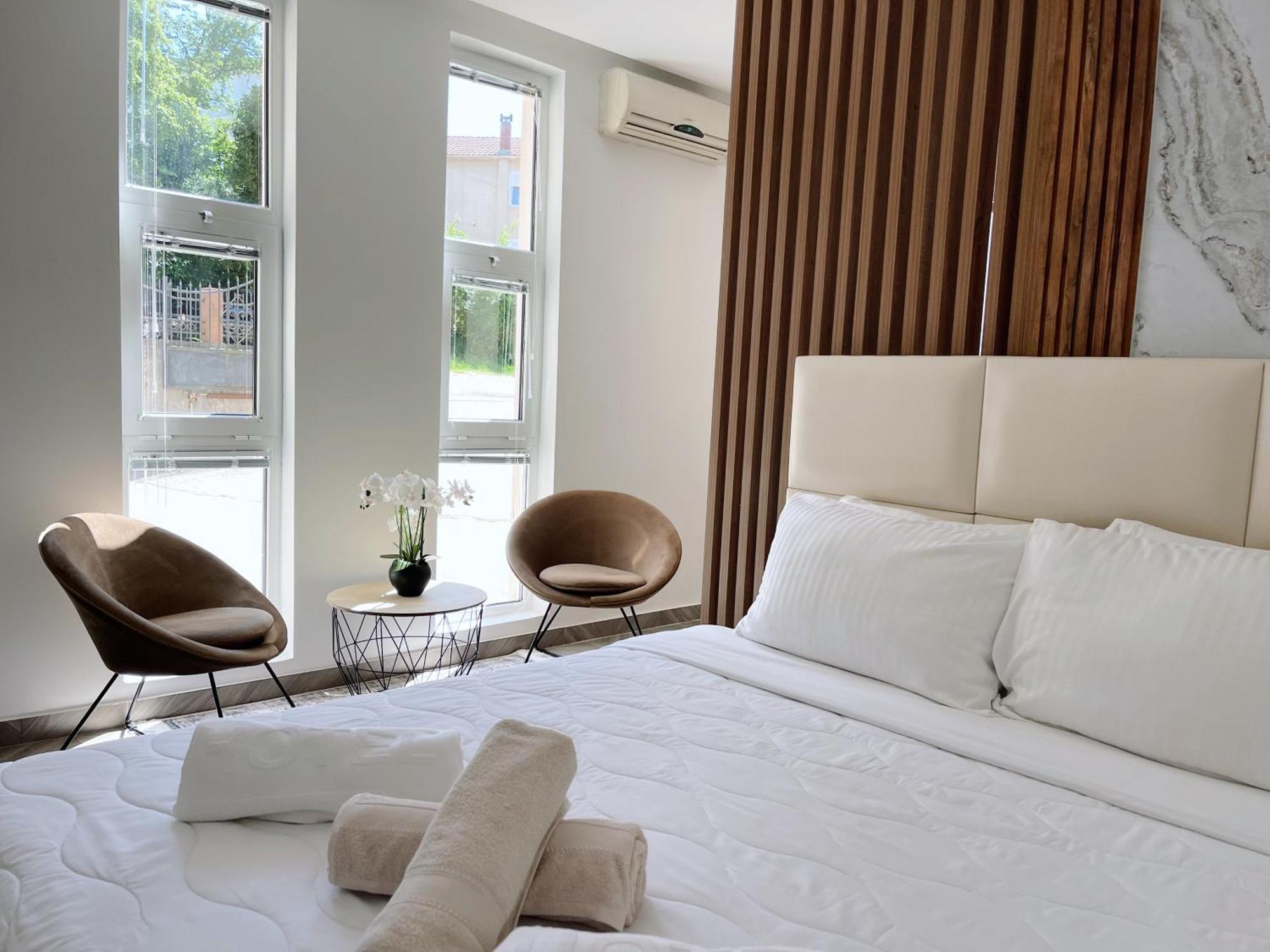 Guest House Koliqi - Hotel & Apartments Ulcinj Esterno foto