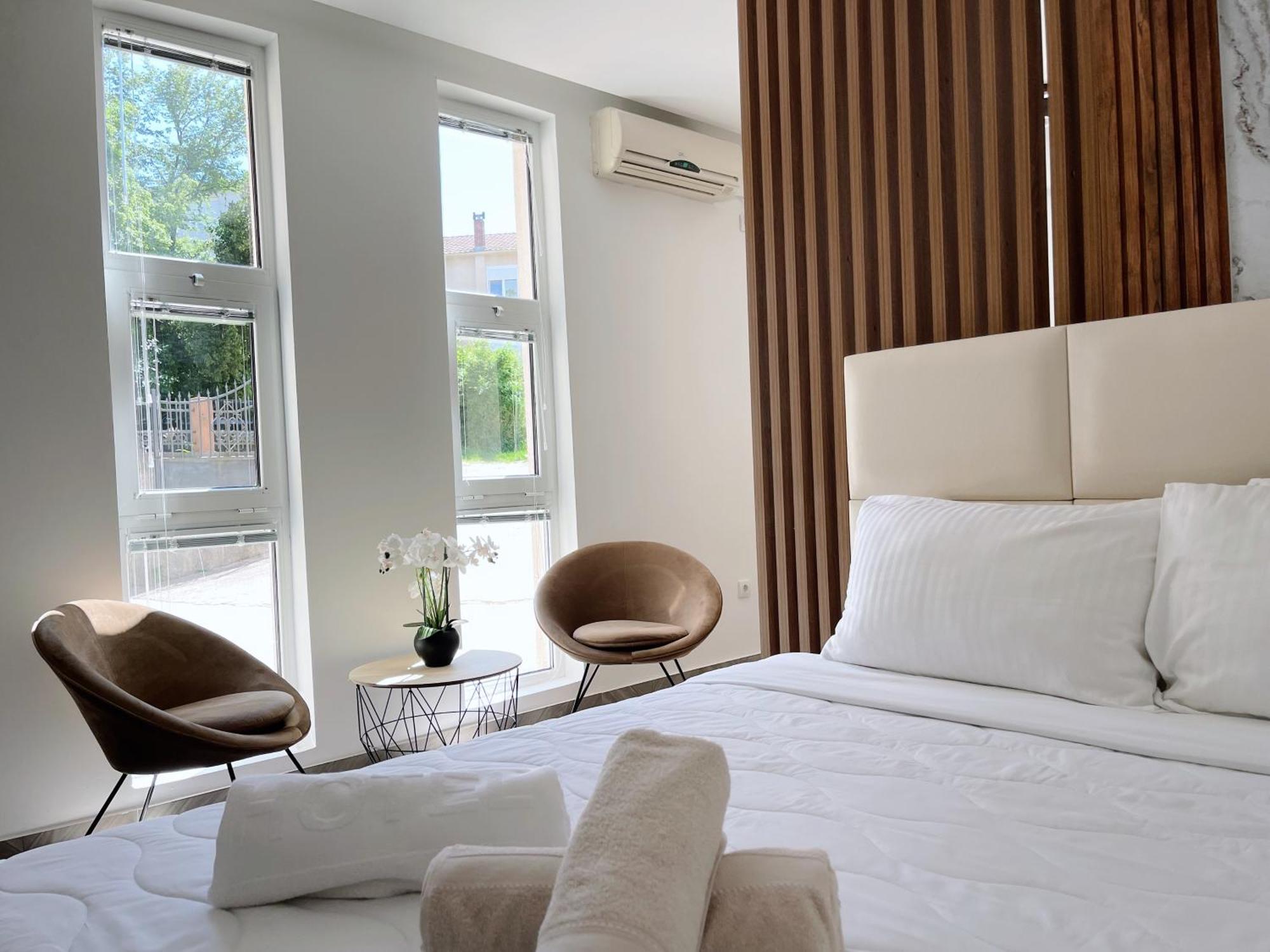 Guest House Koliqi - Hotel & Apartments Ulcinj Esterno foto