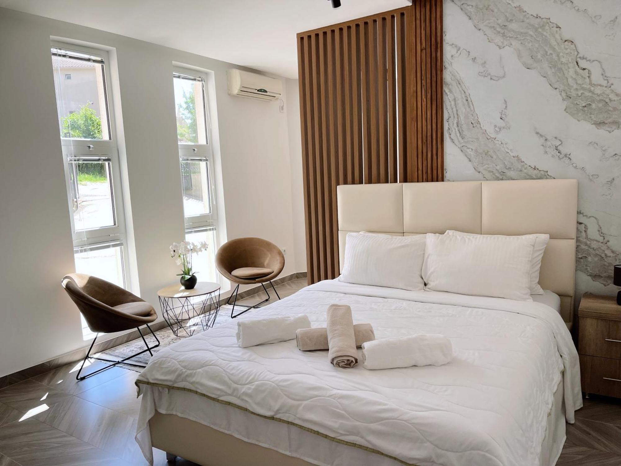 Guest House Koliqi - Hotel & Apartments Ulcinj Esterno foto